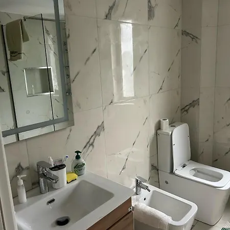 Apartment Cute At Centre Tirana